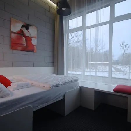 Готель Cubby *